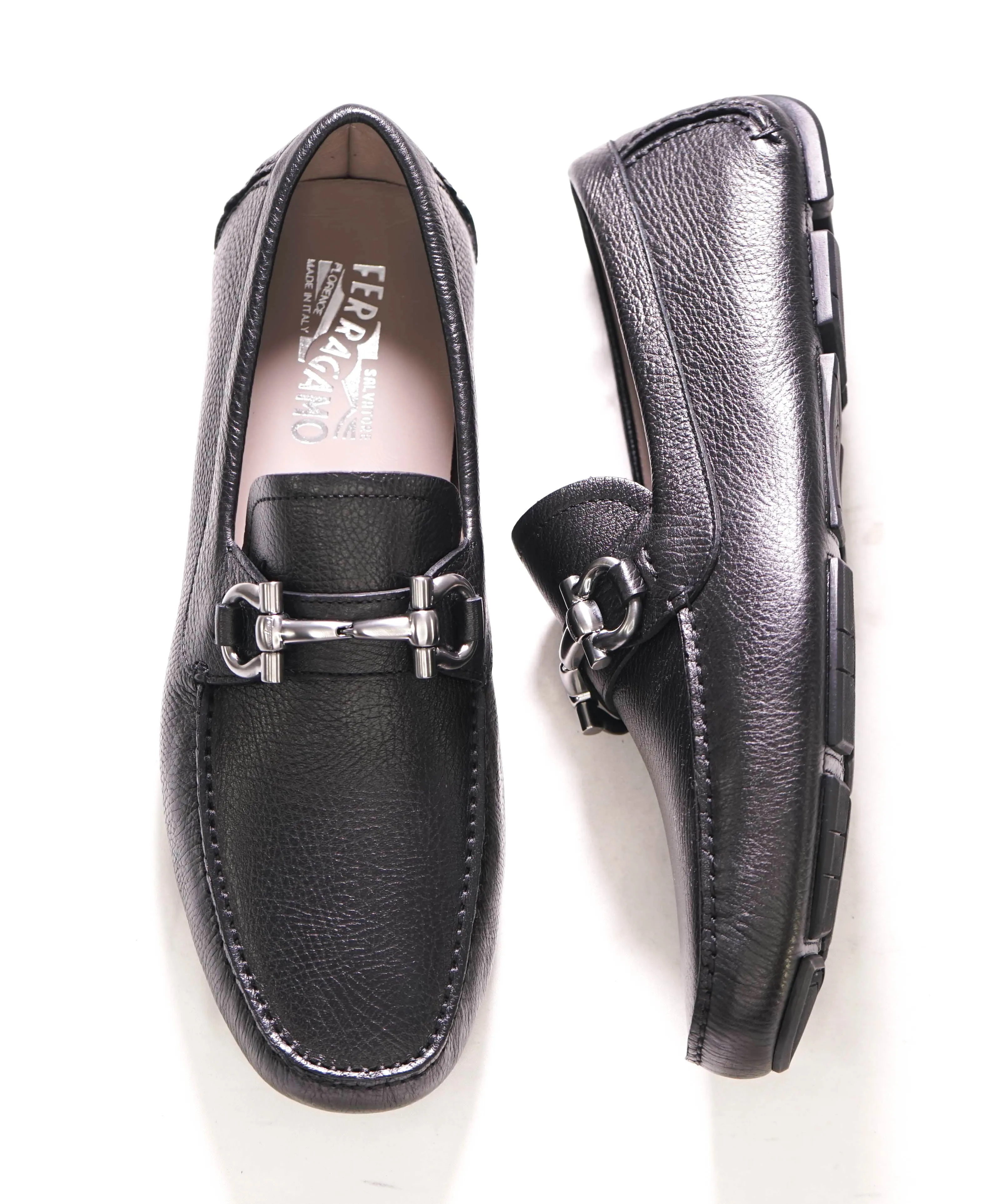 $795 SALVATORE FERRAGAMO - Black Pebbled Leather Parigi Slip On Loafers - 10 D