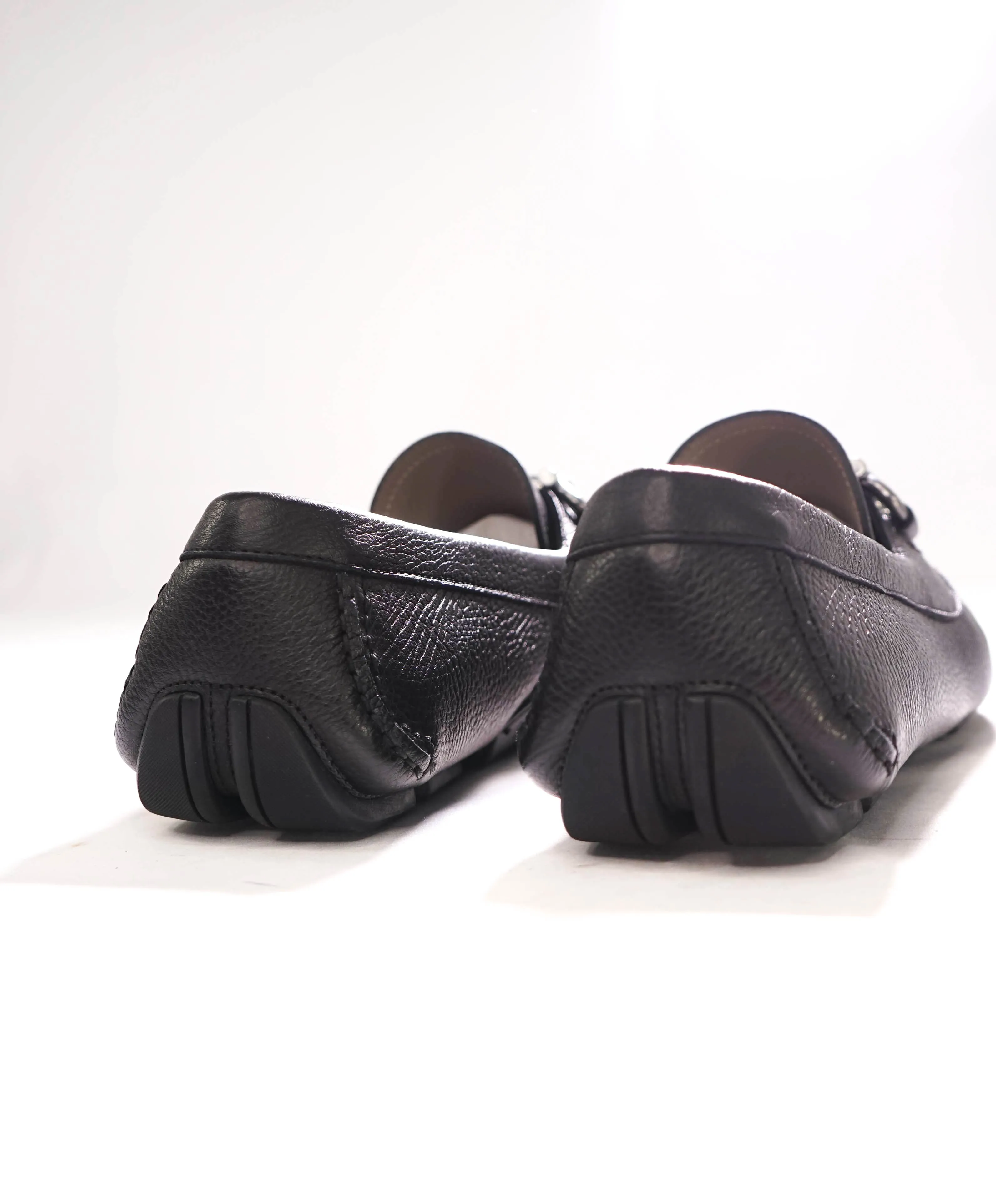 $795 SALVATORE FERRAGAMO - Black Pebbled Leather Parigi Slip On Loafers - 10 D
