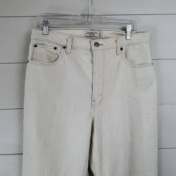 Abercrombie &amp; Fitch 90's Straight Ultra High Rise Women's‎ Jeans 31 Split Hem