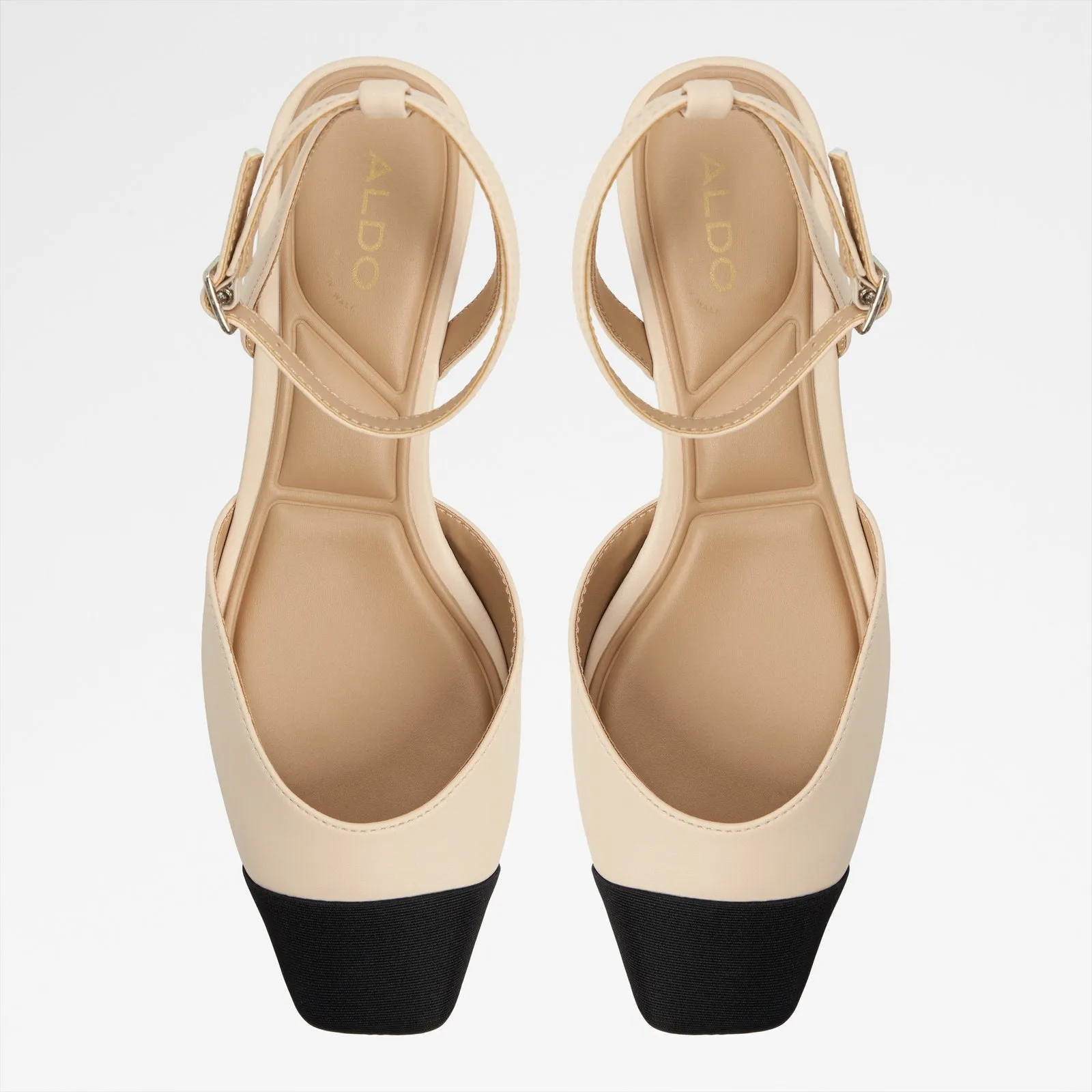 Adriena / Flat Shoes