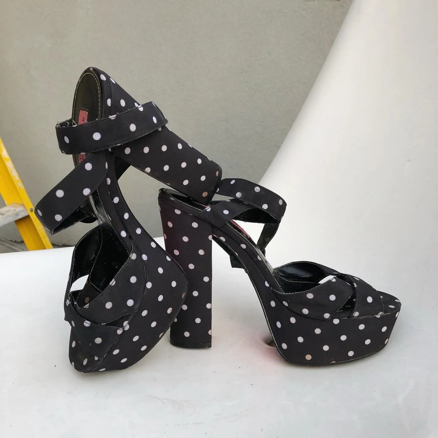 Alice & Olivia Chunky Polkadot Heels