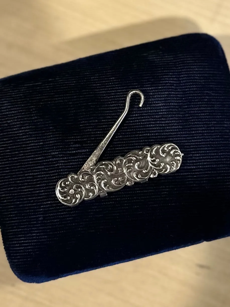 Antique Victorian Art Nouveau P&P Sterling Silver Scroll Design Folding Button Hook Monogrammed Engraved Initials BR