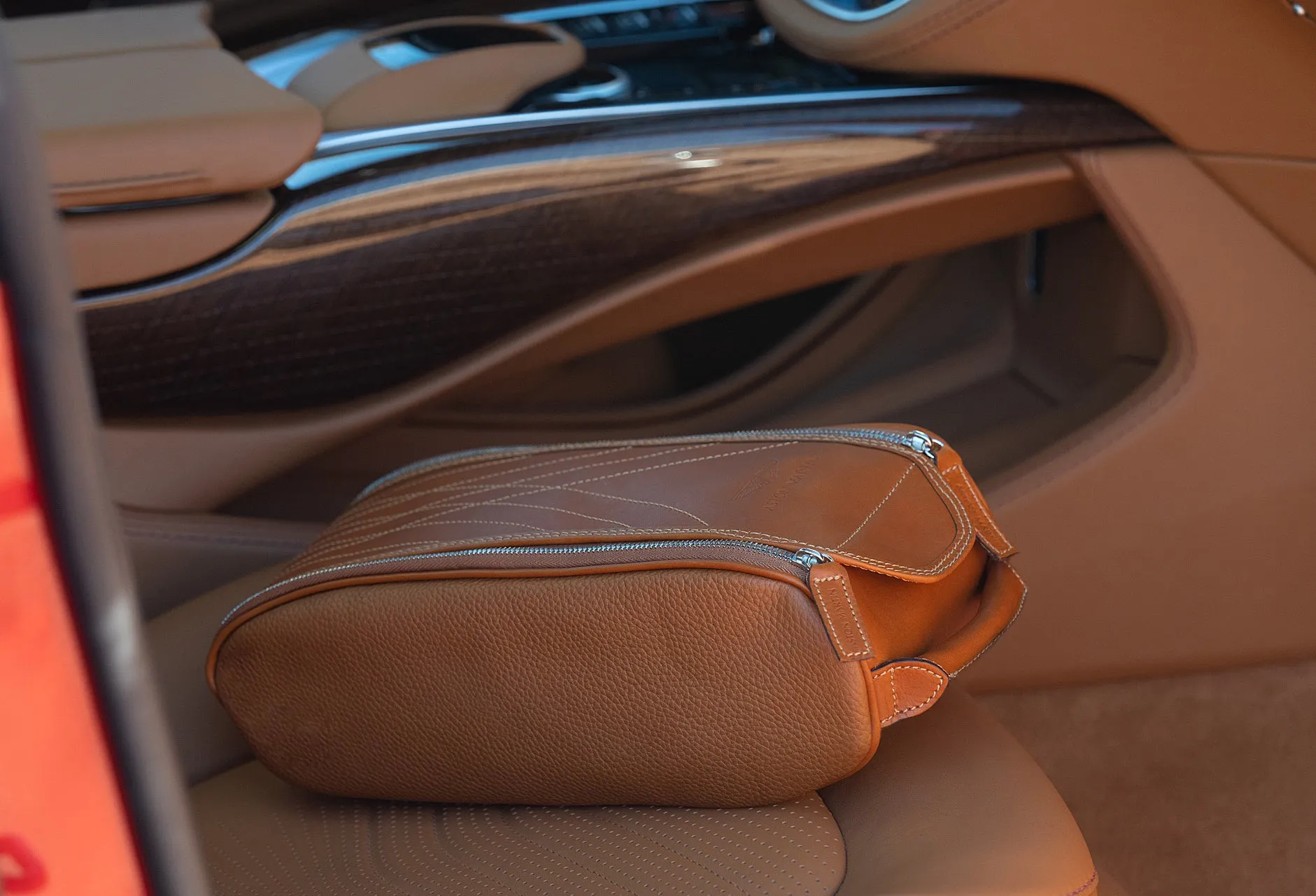 Aston Martin DBX Centre Console Organiser