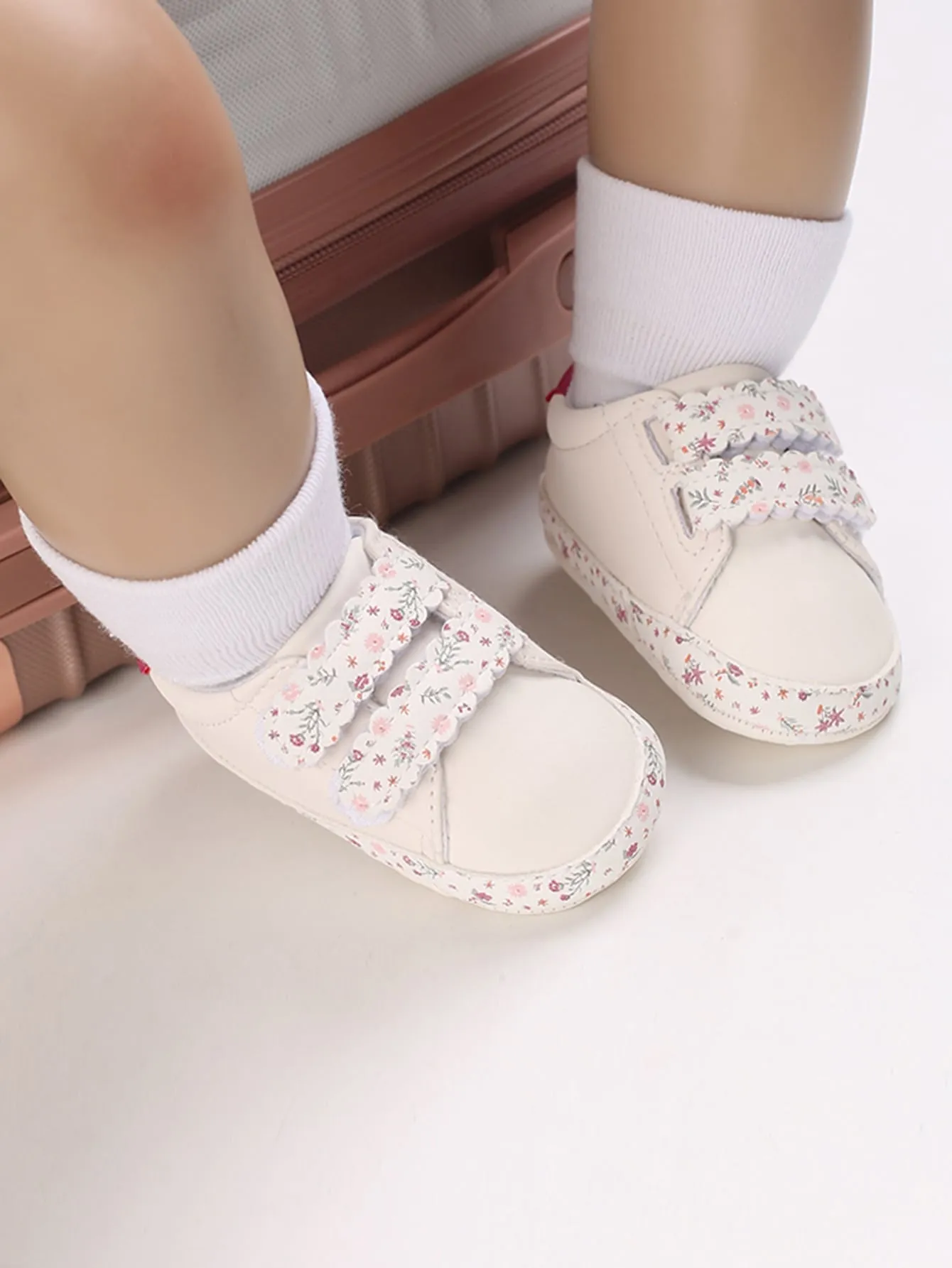 Baby Floral Pattern Hook-and-loop Fastener Sneakers- FD