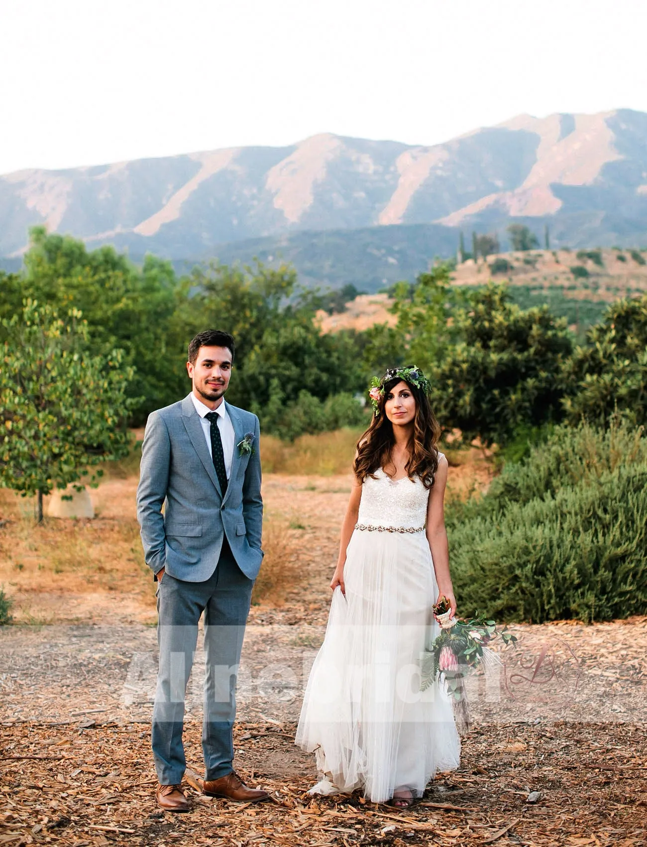 Beaded sleeveless Ivory Tulle Shinning Bling A-line Wedding Dresses, AB1140