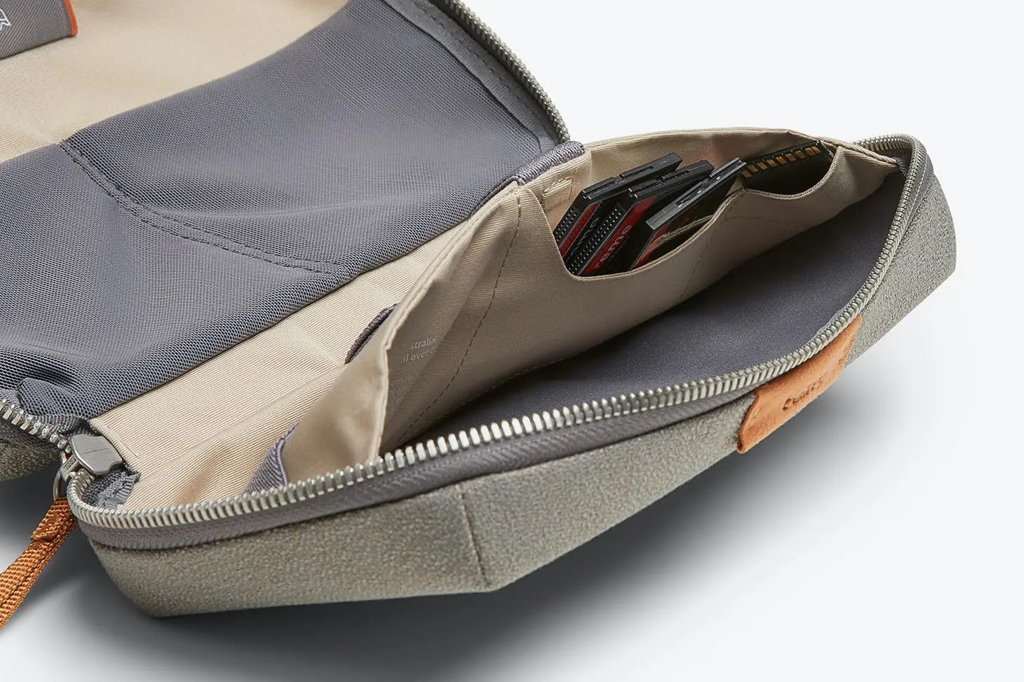 Bellroy Tech Kit - Limestone