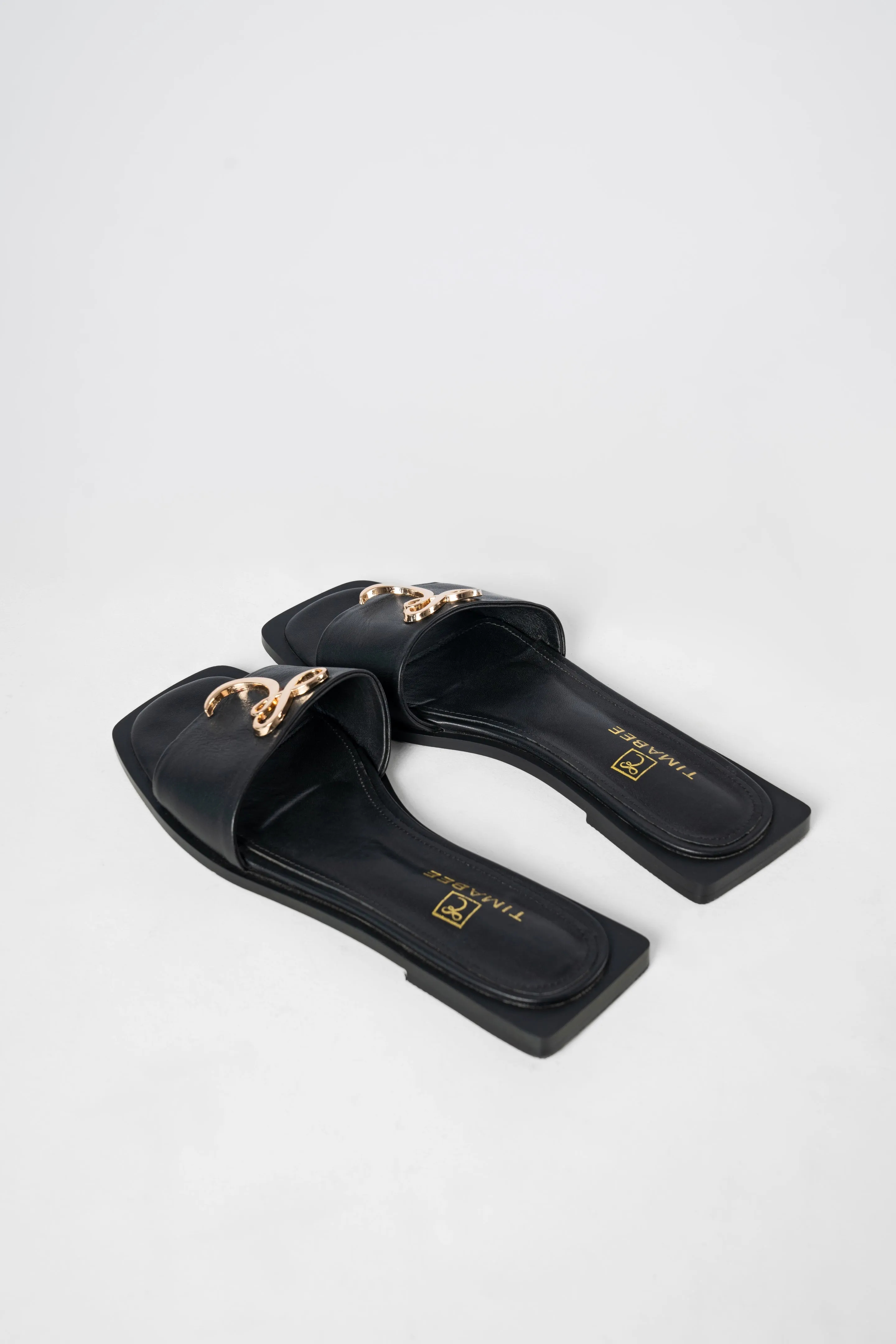 BLACK CHARLOT SLIDES