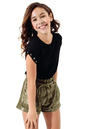 BLACK GROMMET TEE