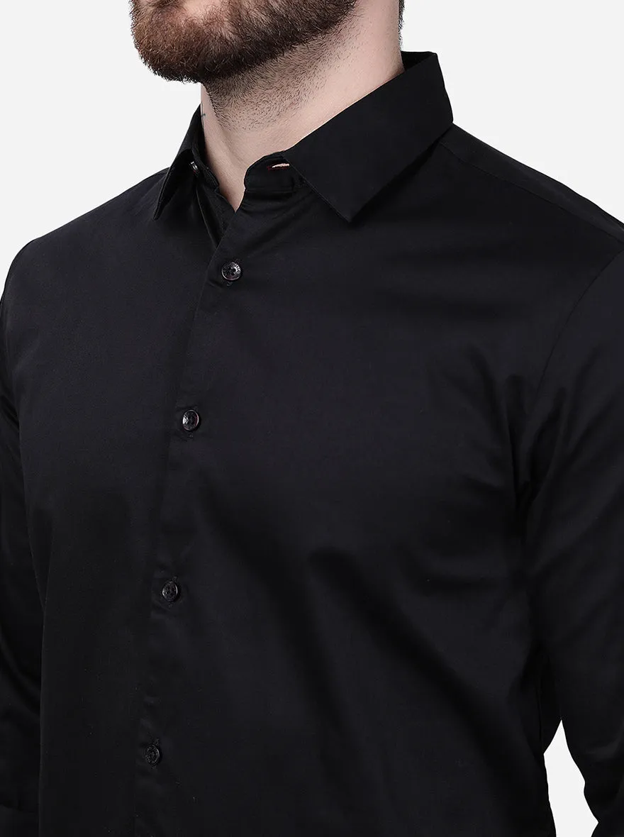 Black Solid Slim Fit Semi Casual Shirt | JadeBlue