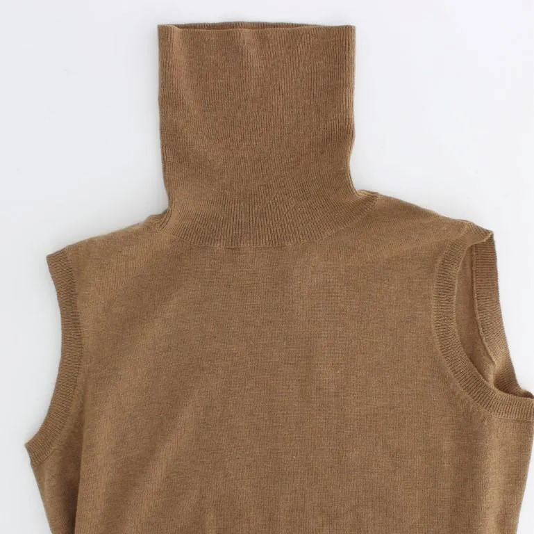 Brown knitted wool dress