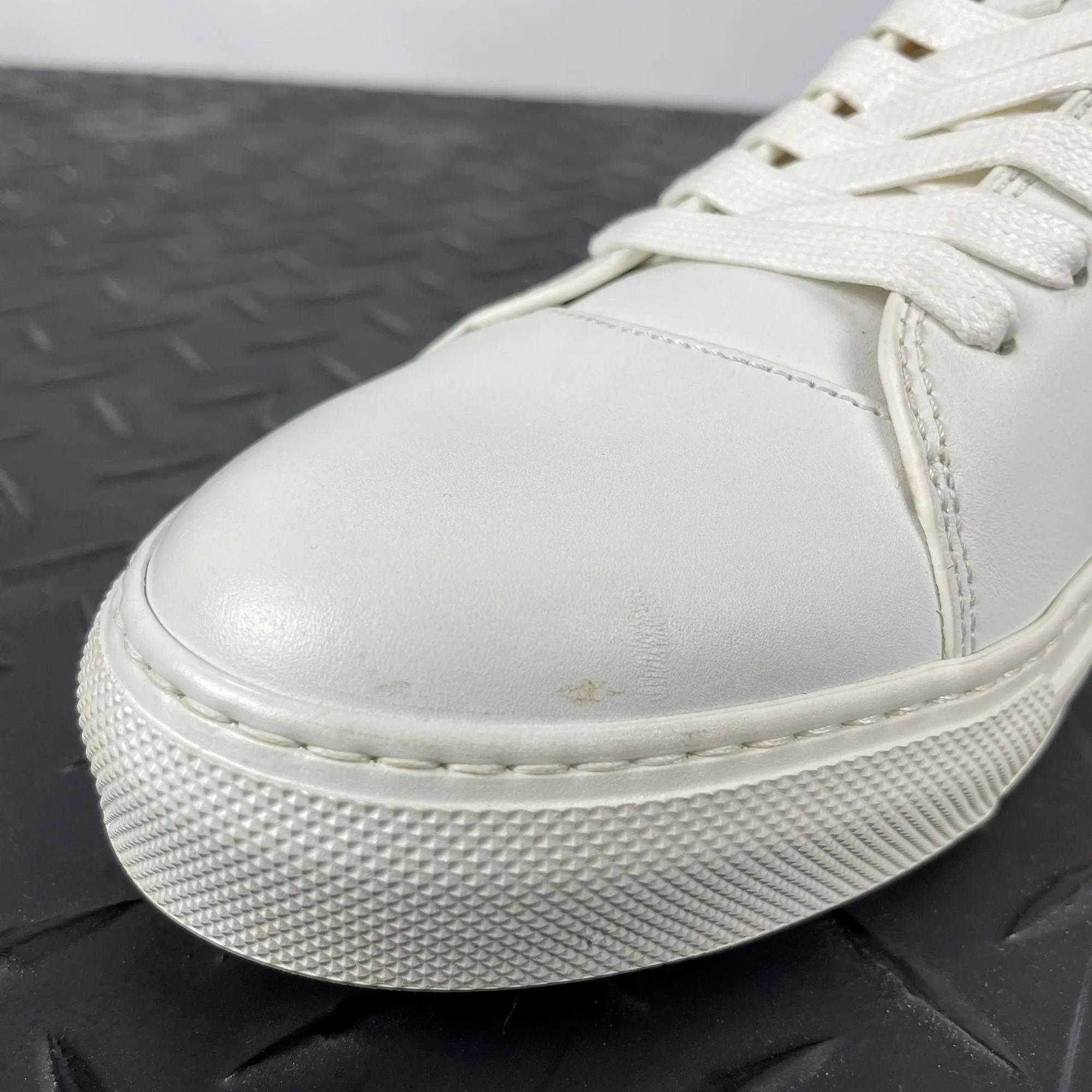 Buscemi Mens 100MM Buckle White Leather Sneakers Sample w/ Defect