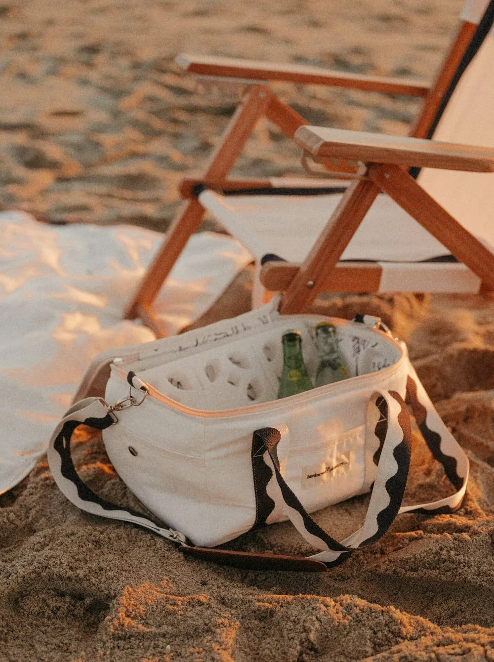 Business & Pleasure - Premium Cooler Bag - Riviera White