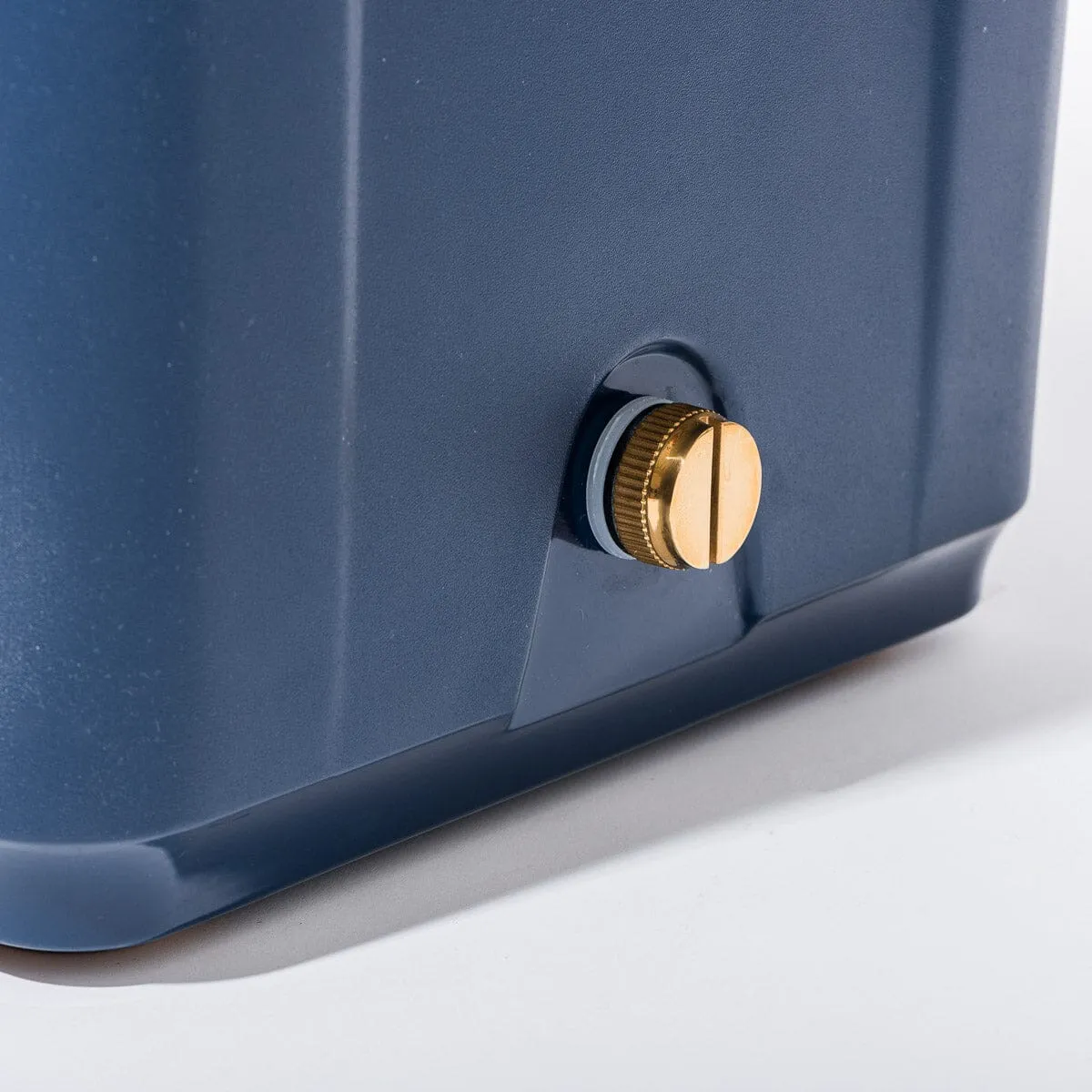 Business & Pleasure - The Hemingway Cooler Bench - Boathouse Navy - 52L