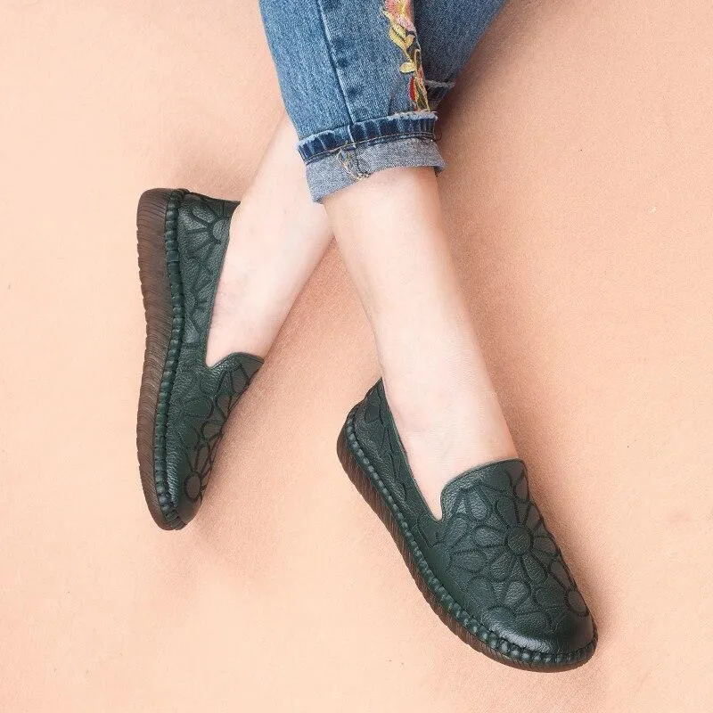 Casual Genuine Leather Flat Shoe Flower Slip On Driving Shoe