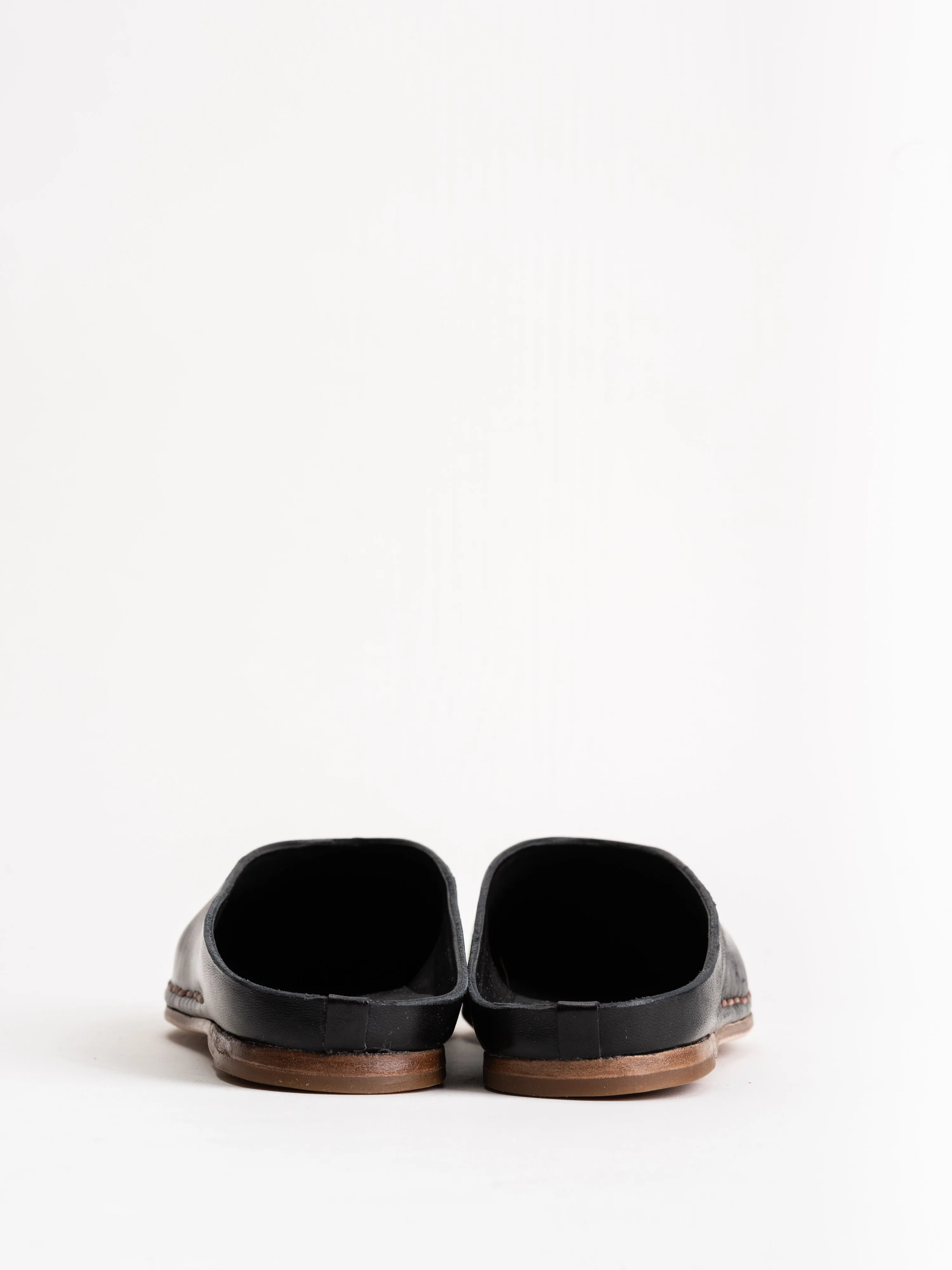 ceremonial mule - black