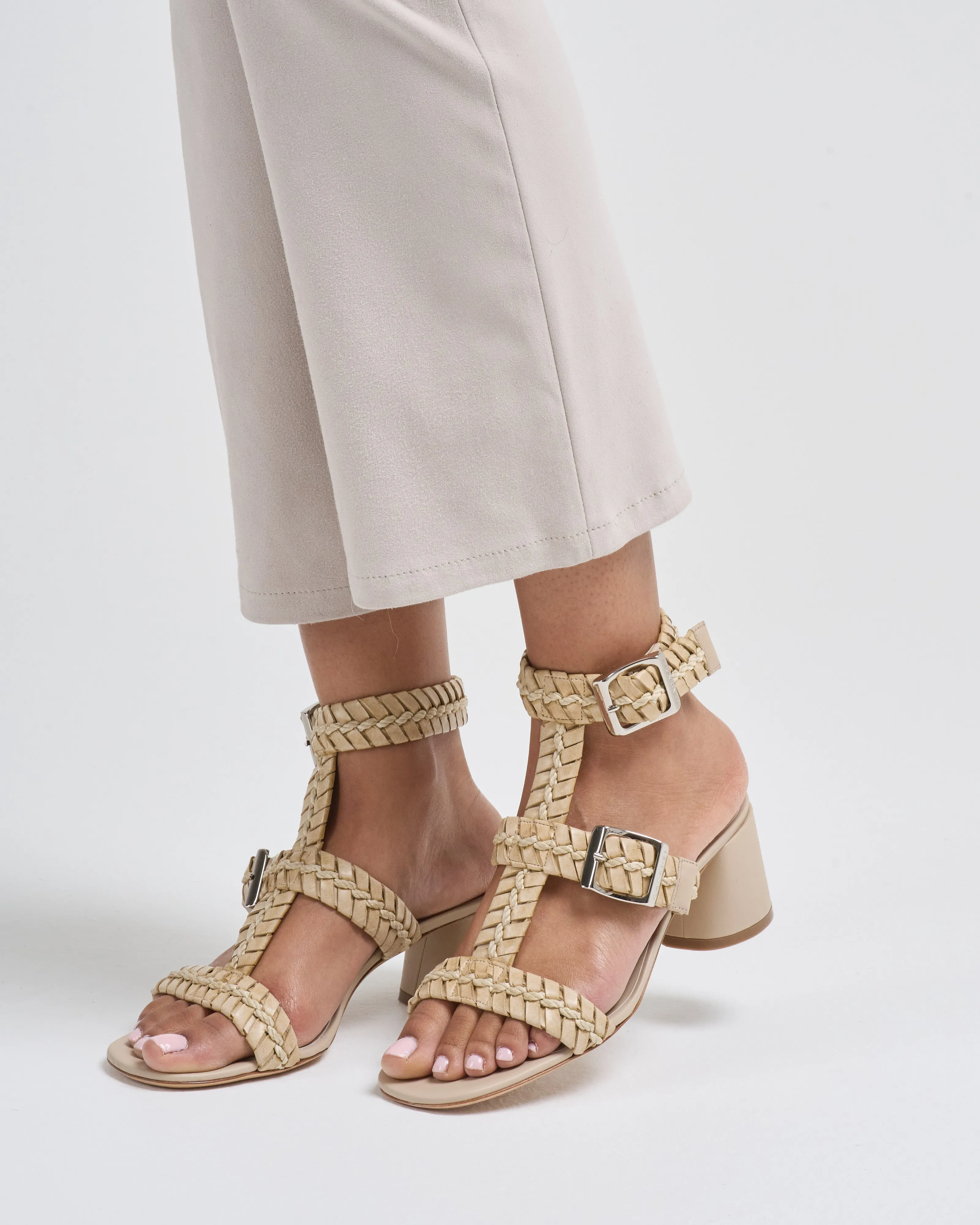 cleo colosseo heel