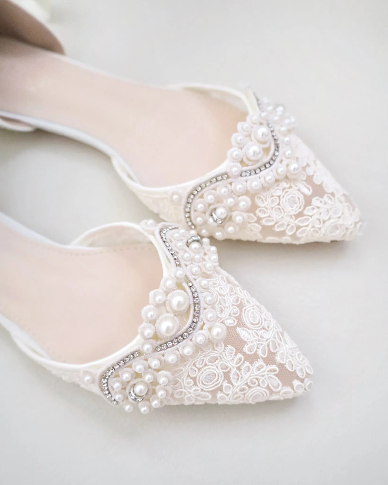 Crochet Lace Pointy Toe Flats with Small Pearls Applique