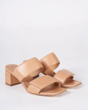 elsie buttero nappa - rabbit paw