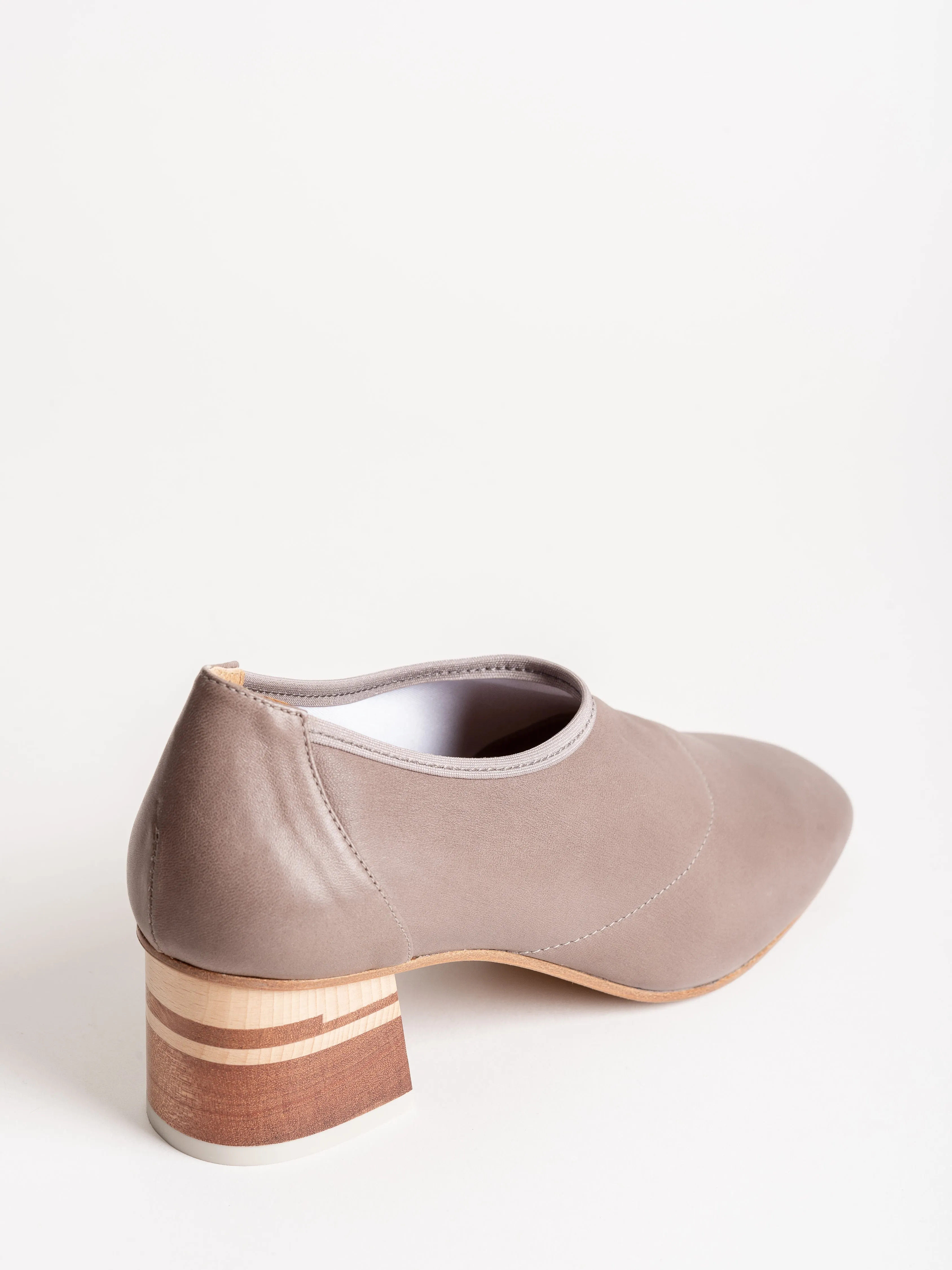 euclid heel - natural mousse