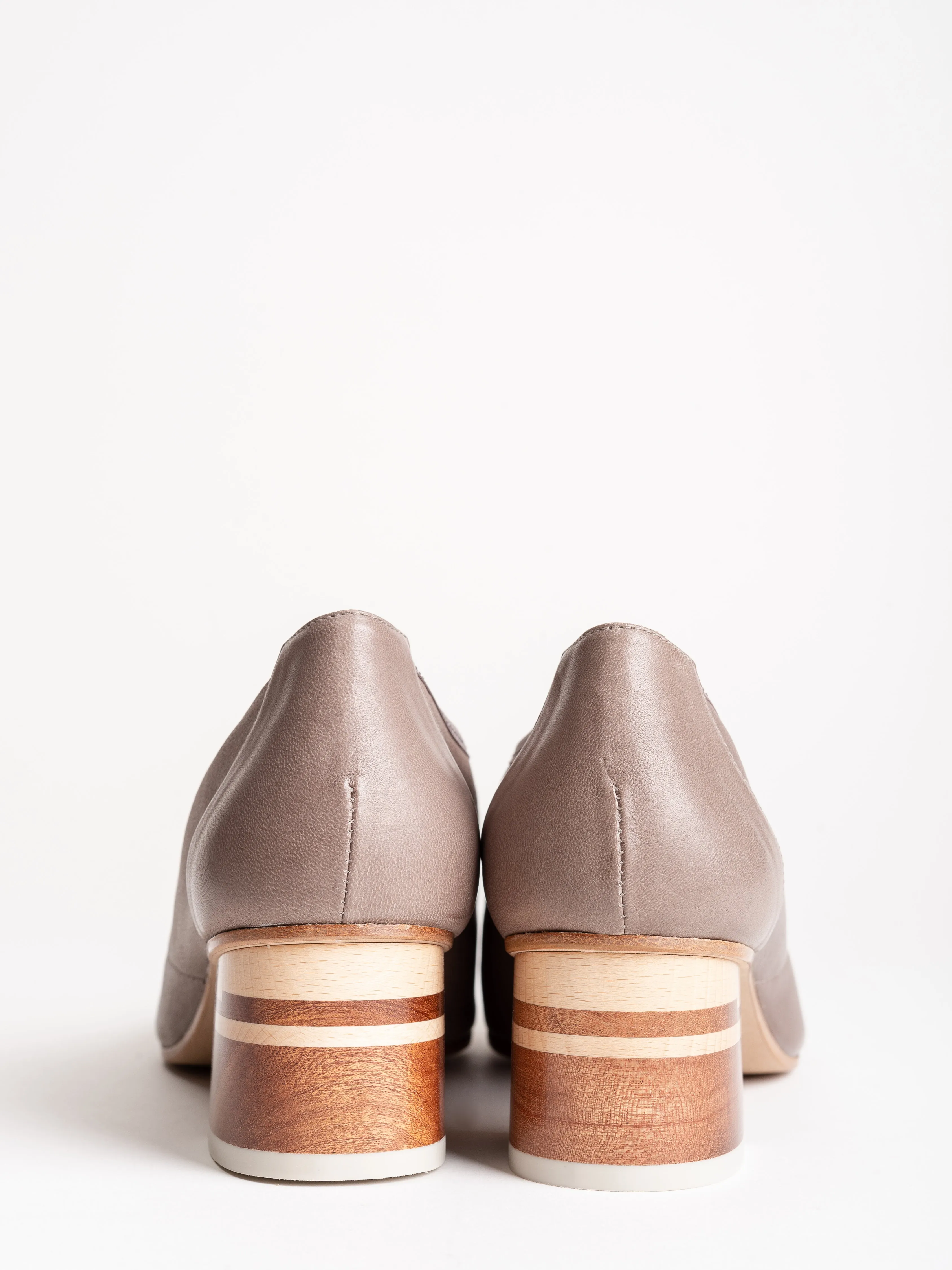 euclid heel - natural mousse
