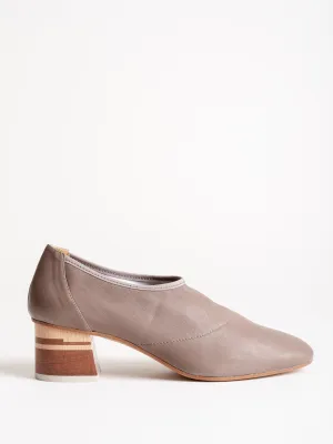 euclid heel - natural mousse