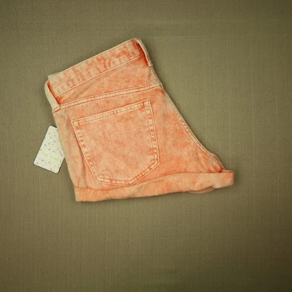 Free People Romeo Rolled Cuff Cut Off Denim Shorts Women's Sz 27 Sunny Peach NWT