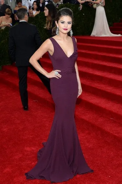 Grape Selena Gomez V Neck Dress Mermaid Prom Best Red Carpet Celebrity Formal Dress Met Gala