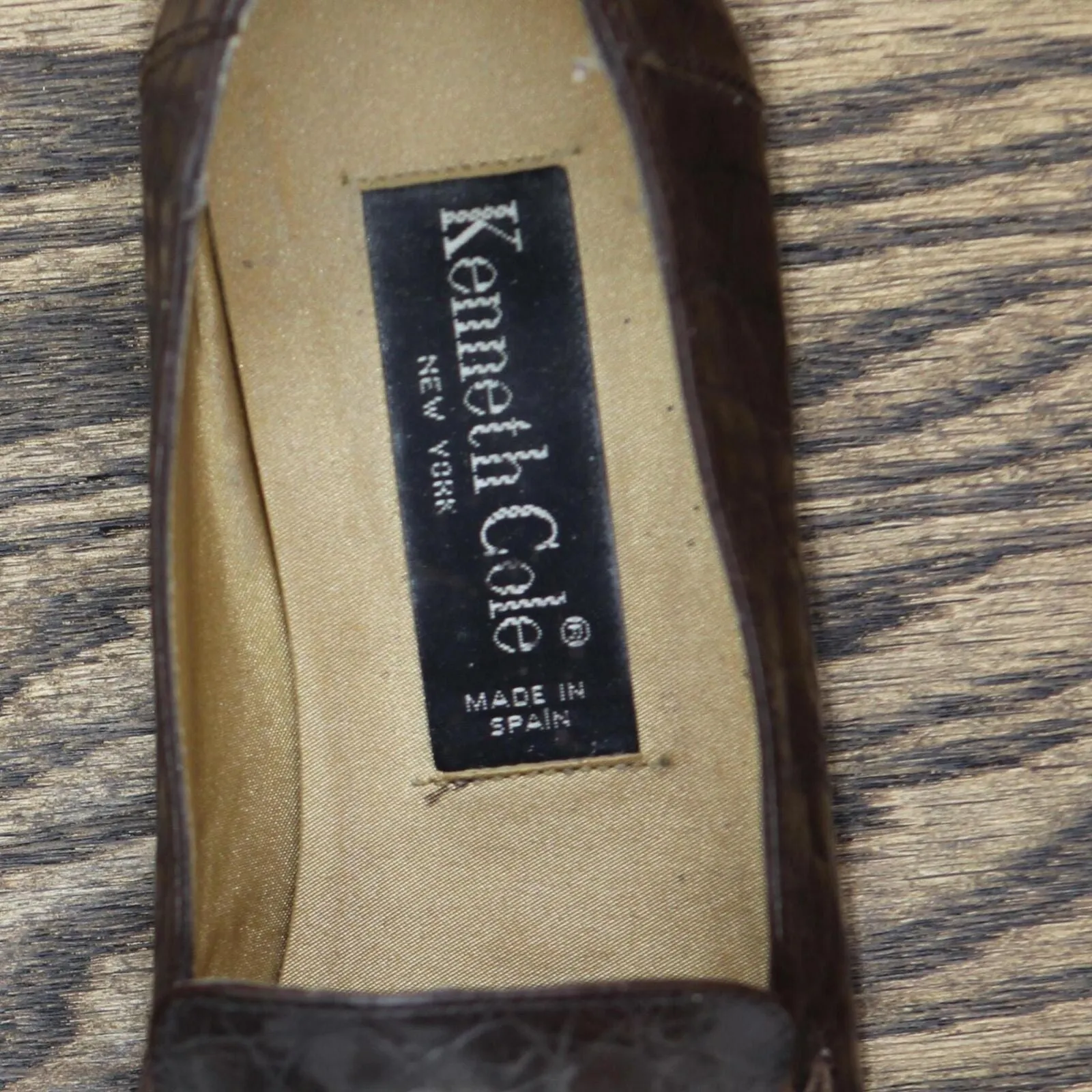 Kenneth Cole New York Vintage Crocodile Print Winners Circle Loafers Brown 6.5B