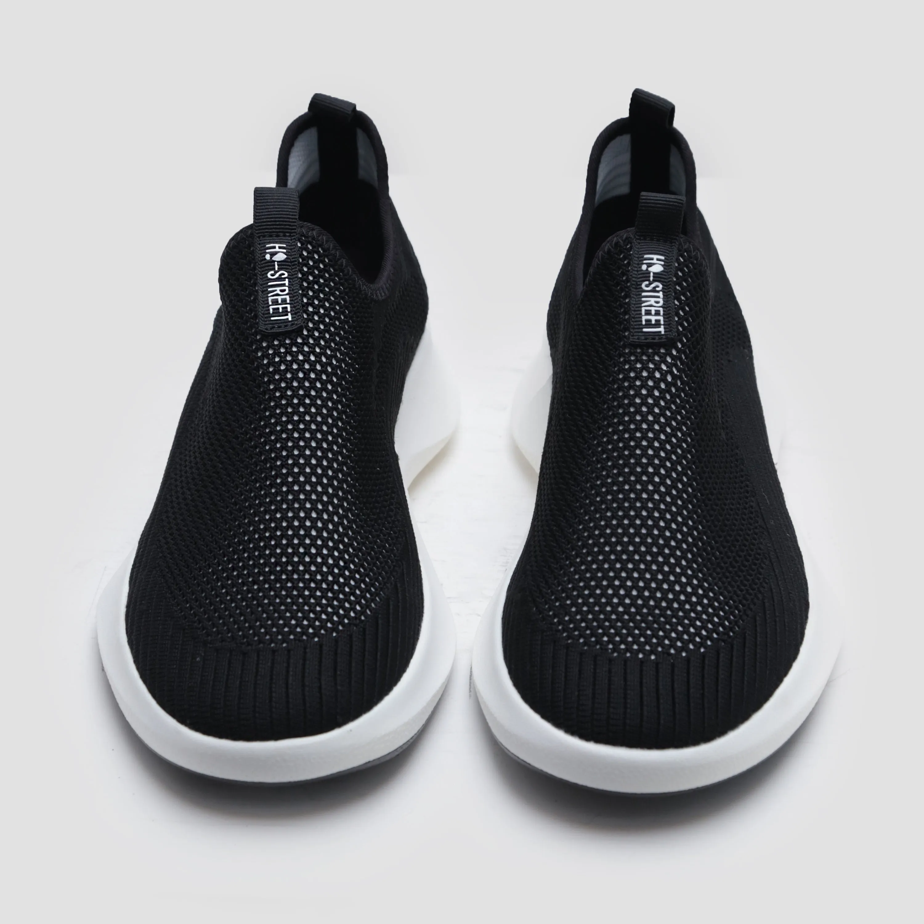 KNIT SLIP ON SNEAKER