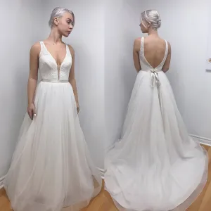 Lace Top Cheap Long Wedding Dress, A-Line Organza Backless Wedding Dress, D1056