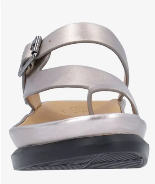 L'Amour Des Pieds Alanza