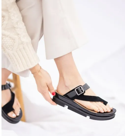 L'Amour Des Pieds Alanza