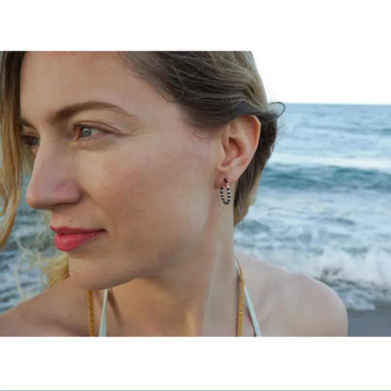 Little Colorloop Earrings in Deepest Ocean Floor