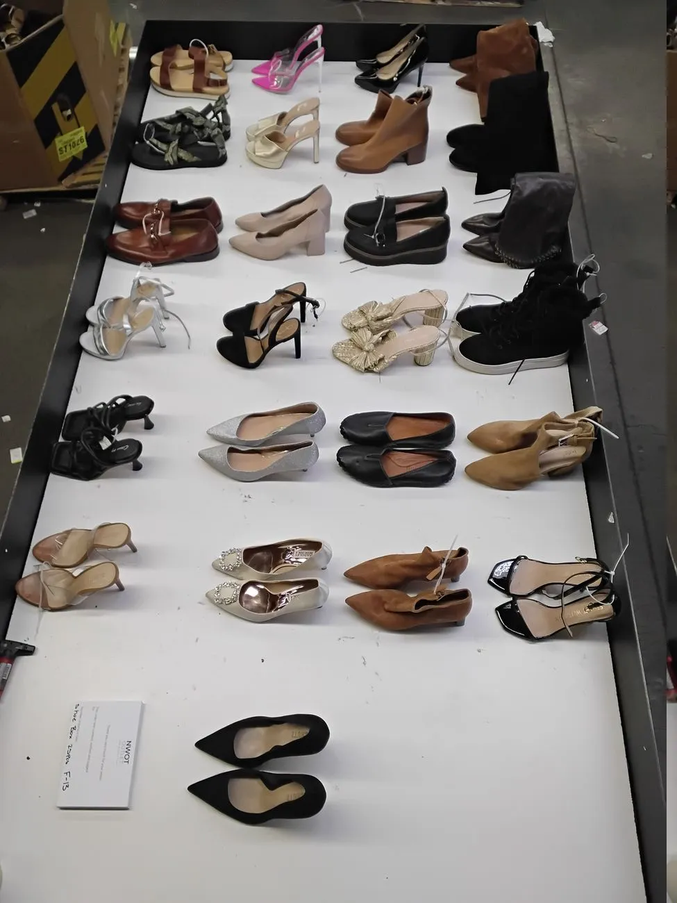 Luxury Fashion Retailer | Premium Shoes | Shelf Pulls & Returns | 25 Pieces | Small Box #F-13