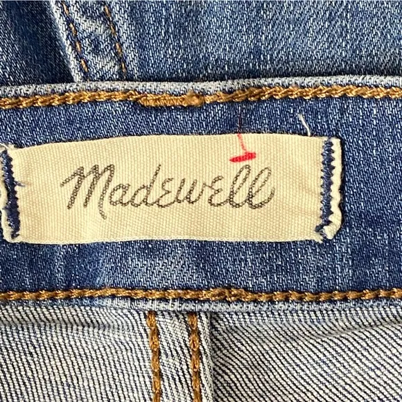 Madewell High-Rise Denim Shorts in Derby Wash: Button-Front Edition Sz 26
