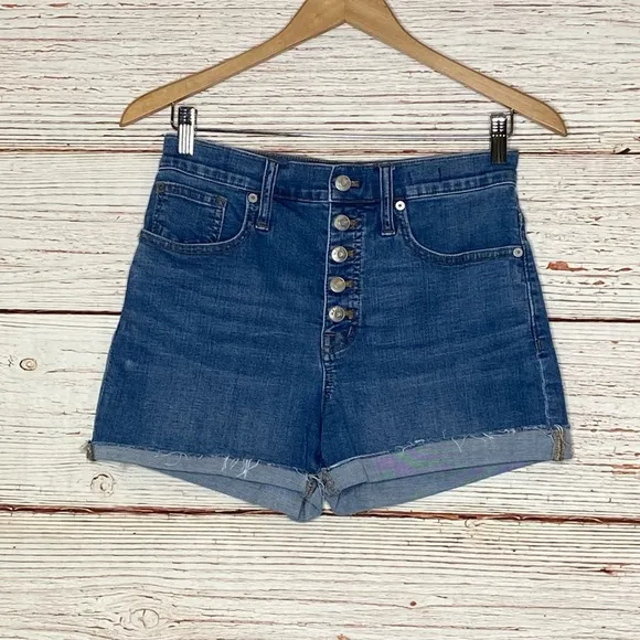 Madewell High-Rise Denim Shorts in Derby Wash: Button-Front Edition Sz 26