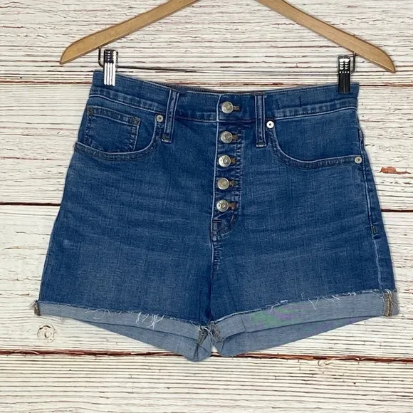 Madewell High-Rise Denim Shorts in Derby Wash: Button-Front Edition Sz 26
