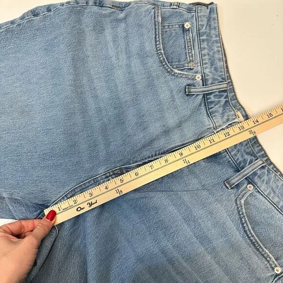 Madewell The Curvy Perfect Vintage Jean Size 33 Bradwell Wash Blue Distressed