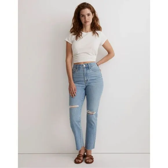 Madewell The Curvy Perfect Vintage Jean Size 33 Bradwell Wash Blue Distressed