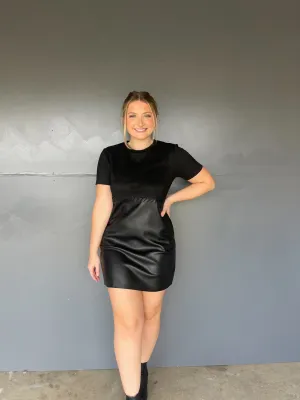Megan Shift Dress - Black