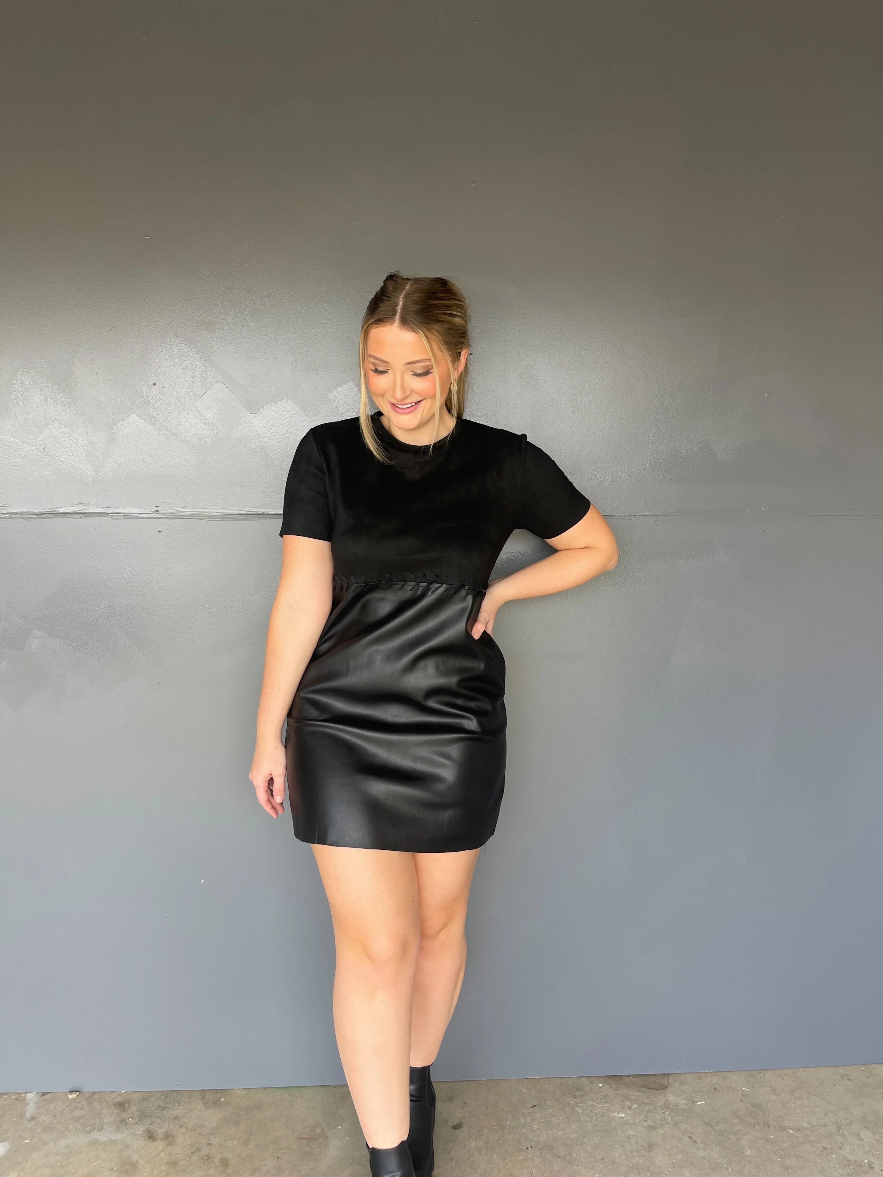 Megan Shift Dress - Black