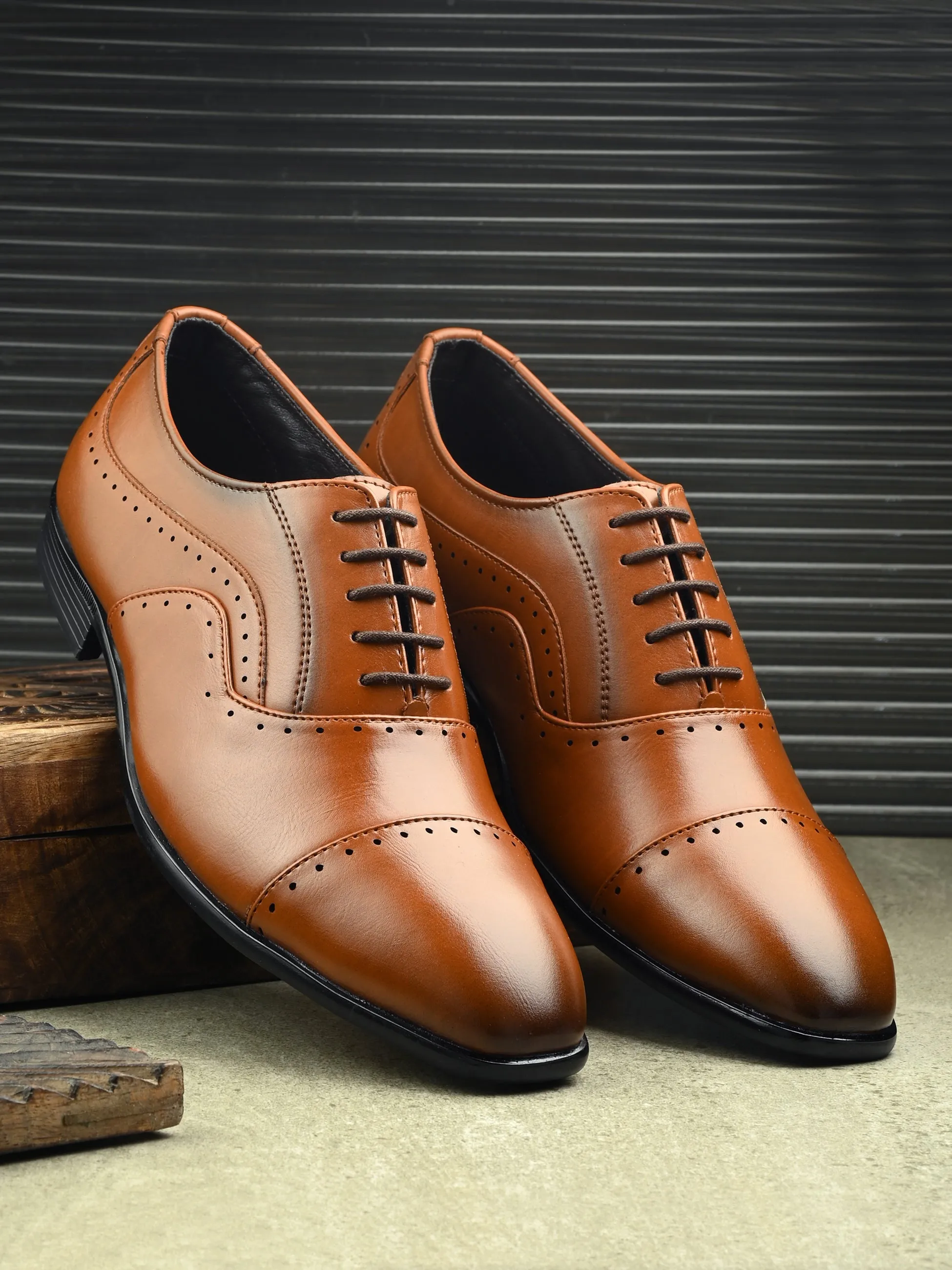 Men Leather Formal Oxfords