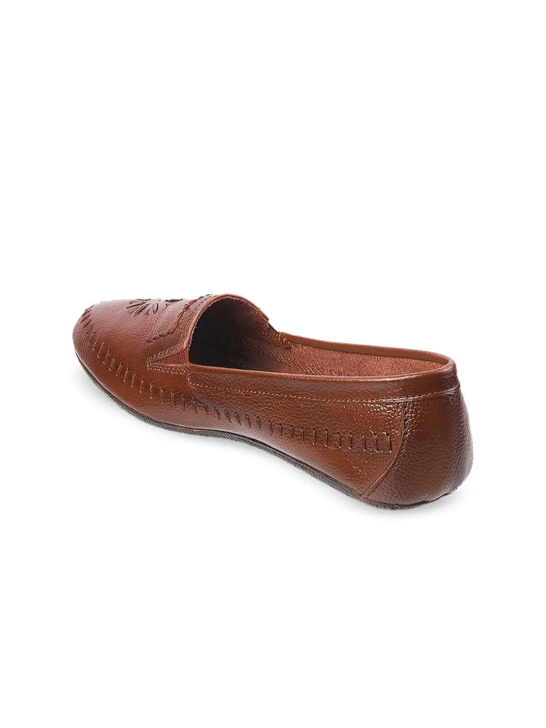 Metro Women Textured Leather Loafers