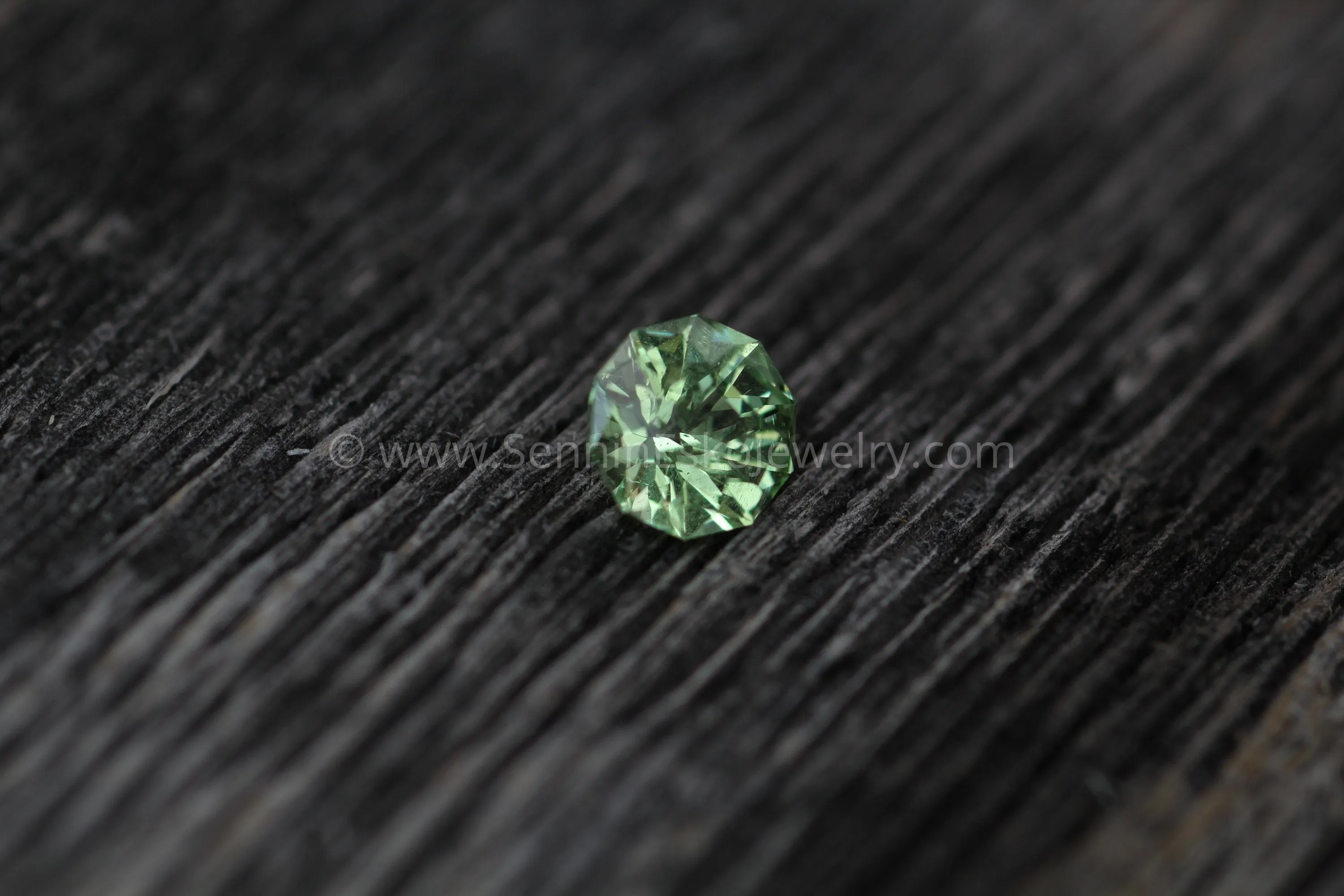 Mint Garnet Loose Gemstone - 6.5mm , 1.21 carats- PrecisionCut - Kenyan Origin Green Garnet