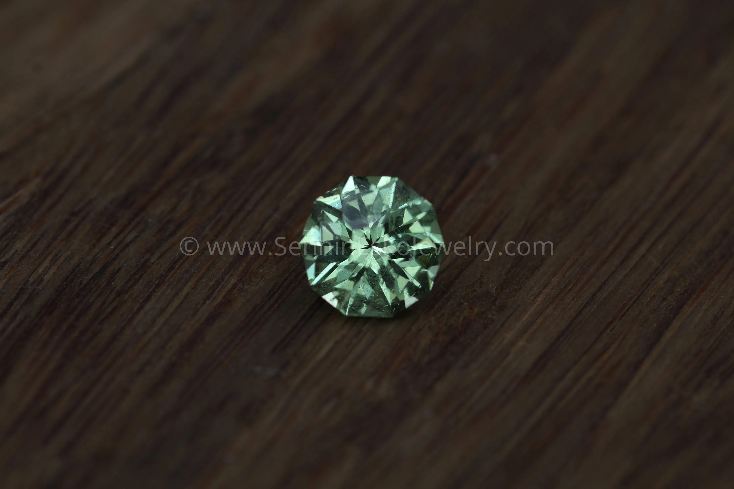 Mint Garnet Loose Gemstone - 6.5mm , 1.21 carats- PrecisionCut - Kenyan Origin Green Garnet