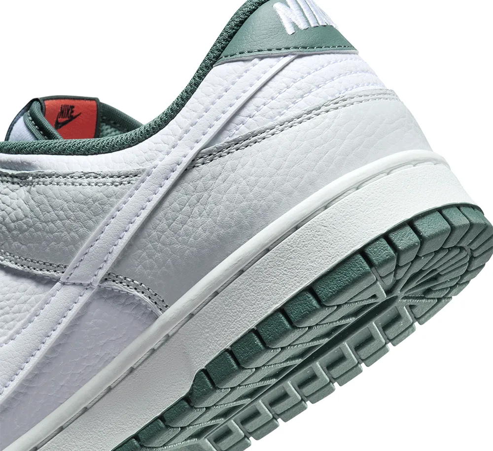 Nike Dunk Low Retro SE