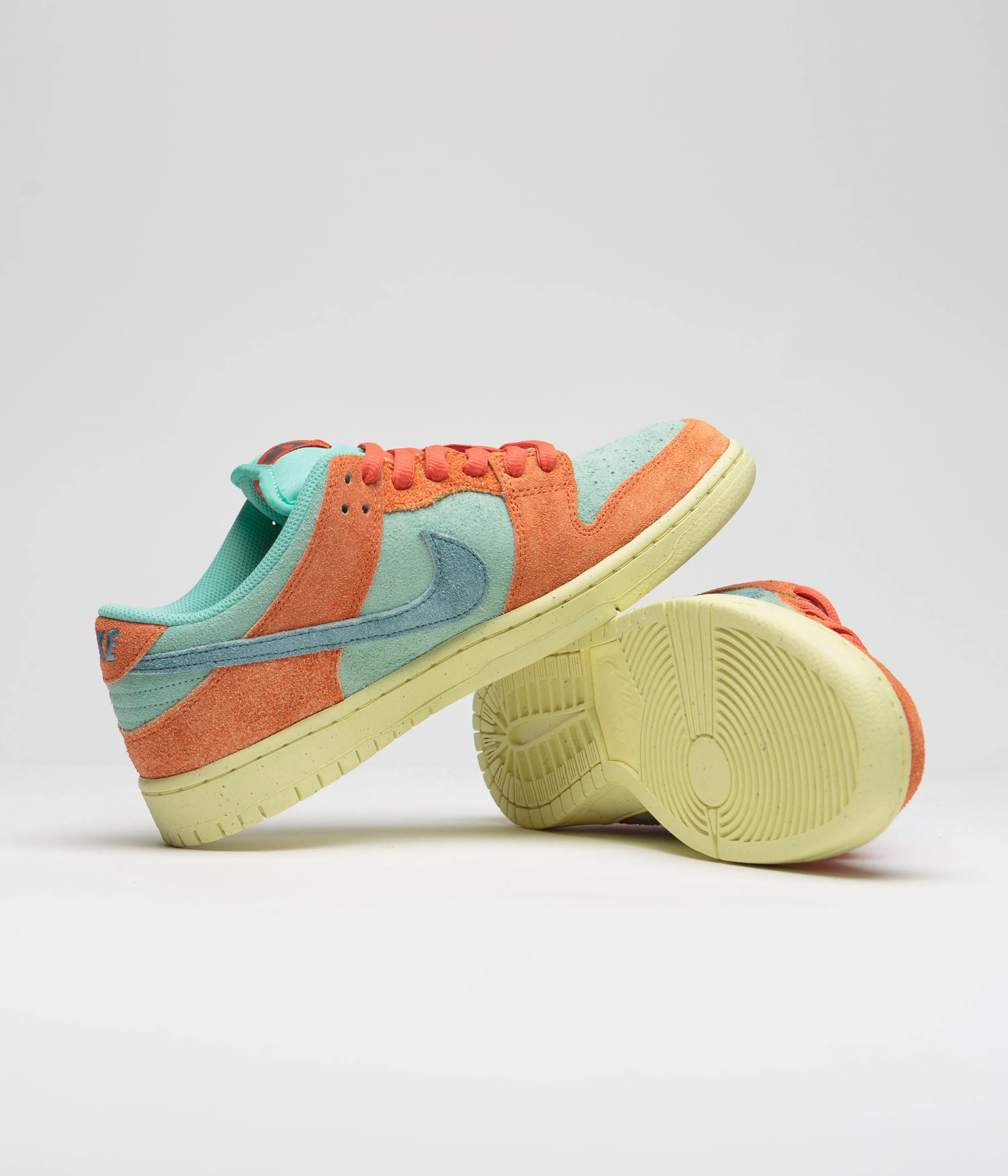 Nike SB Dunk Low Pro Premium Shoes - Orange / Noise Aqua - Emerald Rise - Orange