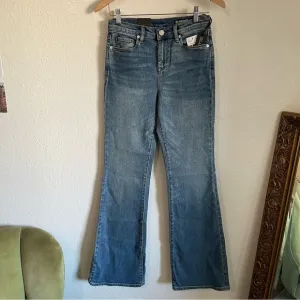 NWT Blank NYC The Waverly Flared Bootcut Denim Jeans High Waisted Size 26