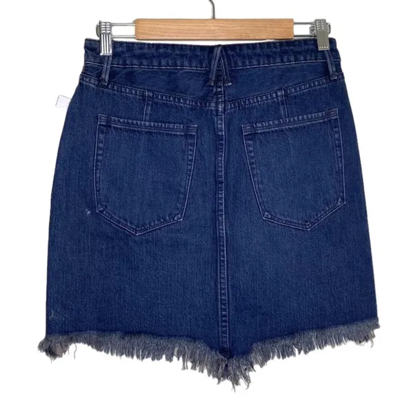 ✨NWT Good American Dark Wash Blue High Rise Frayed Hem Denim Jean Mini Skirt 26