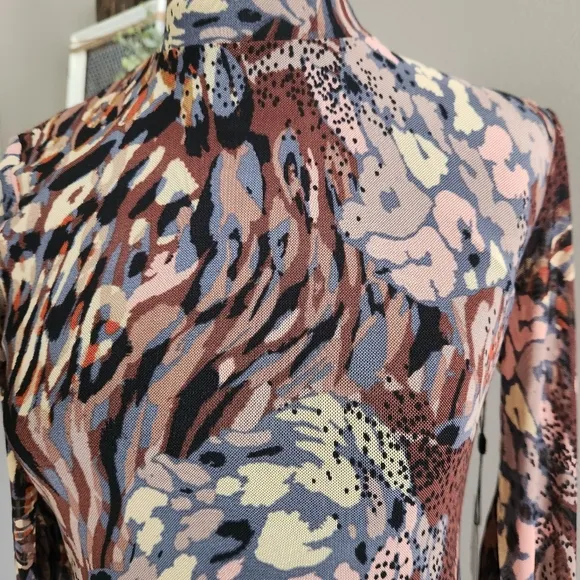 NWT Laundry by Shelli Segal Chic Animal Print Long Sleeve Midi Dress